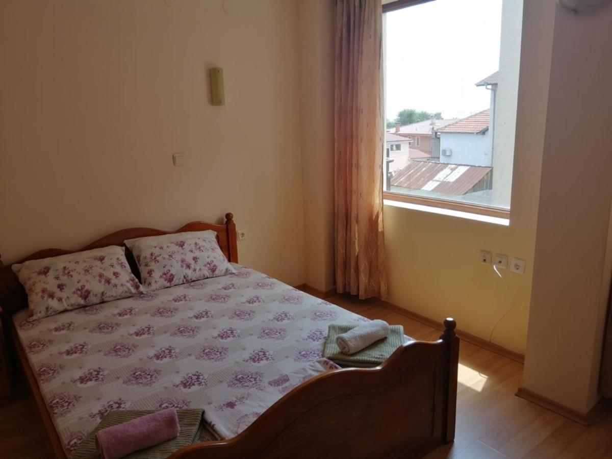 Guest House "Zora - Sarafovo" Μπουργκάς Εξωτερικό φωτογραφία