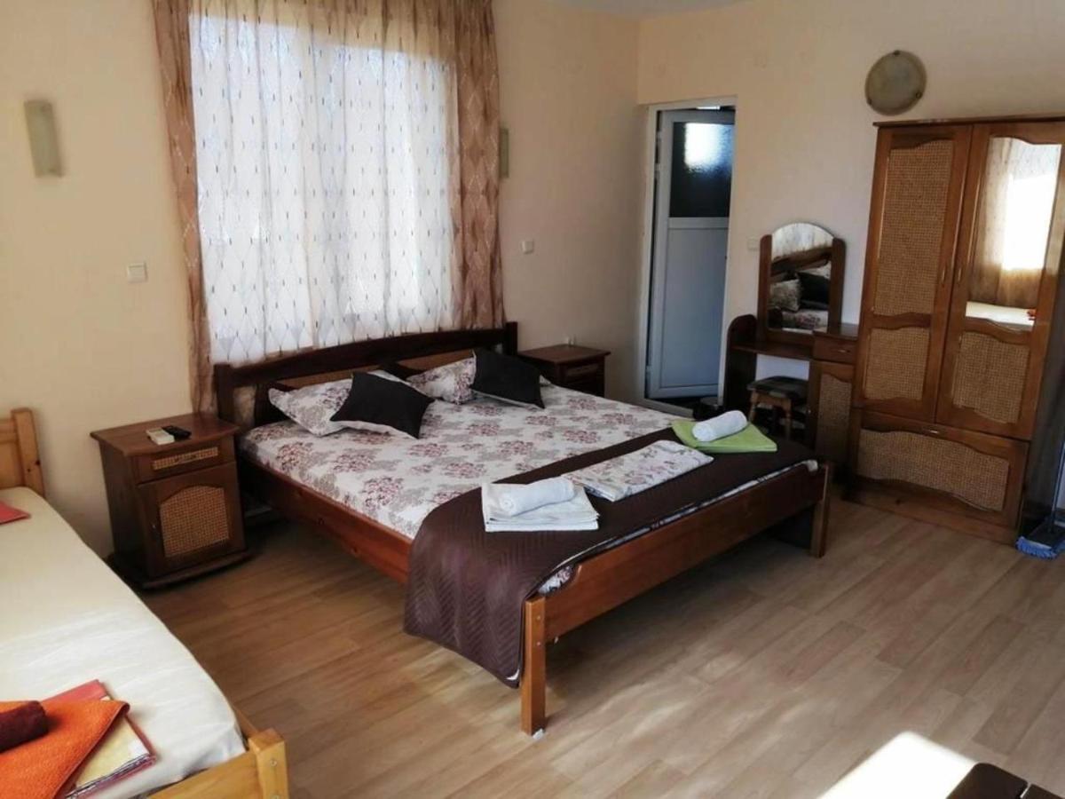 Guest House "Zora - Sarafovo" Μπουργκάς Εξωτερικό φωτογραφία