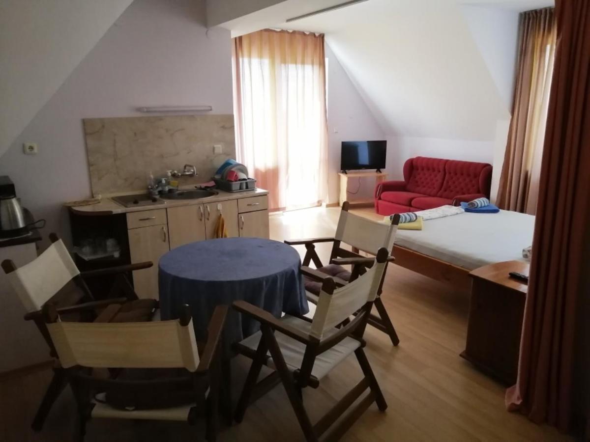 Guest House "Zora - Sarafovo" Μπουργκάς Εξωτερικό φωτογραφία