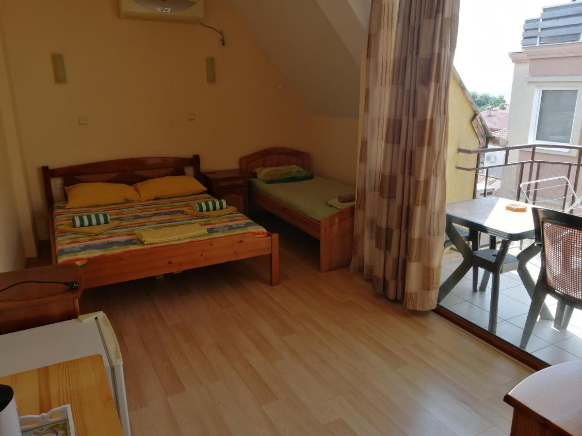 Guest House "Zora - Sarafovo" Μπουργκάς Εξωτερικό φωτογραφία