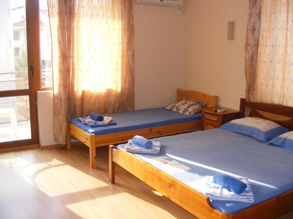 Guest House "Zora - Sarafovo" Μπουργκάς Εξωτερικό φωτογραφία