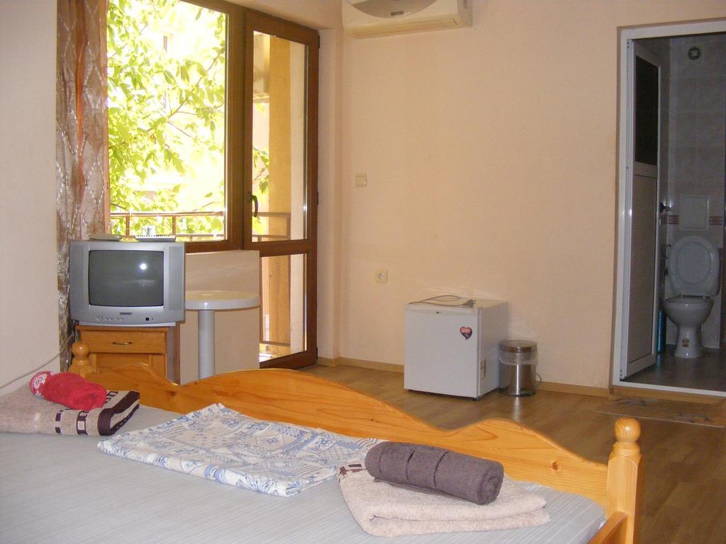 Guest House "Zora - Sarafovo" Μπουργκάς Εξωτερικό φωτογραφία