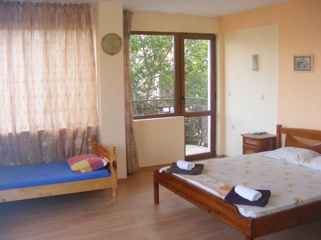 Guest House "Zora - Sarafovo" Μπουργκάς Εξωτερικό φωτογραφία